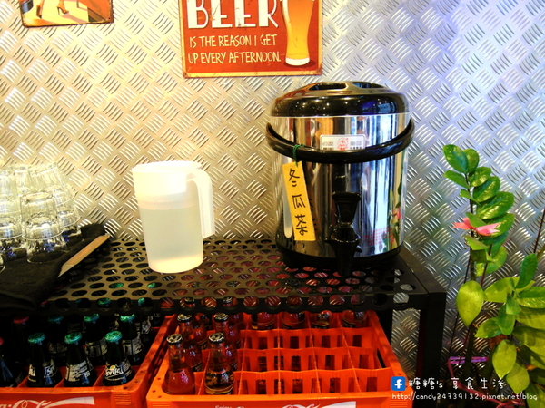 SOGA原來如此鍋燒意麵:〖台中│美食〗SOGA原來如此鍋燒意麵 ❤ 充滿著濃濃工業風裝潢,不是咖啡廳也不是韓式料理,而是賣著鍋燒意麵來著!!