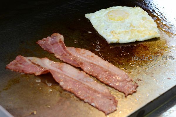 【桃園早餐】朝司暮想 大業店-早上就是要吃肉蛋吐司！沙拉蛋吐司餡料厚又有味道、爆好吃．肉排蛋吐司/桃園早餐/桃園美食/在地人推薦