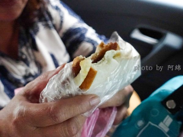 【桃園早餐】朝司暮想 大業店-早上就是要吃肉蛋吐司！沙拉蛋吐司餡料厚又有味道、爆好吃．肉排蛋吐司/桃園早餐/桃園美食/在地人推薦