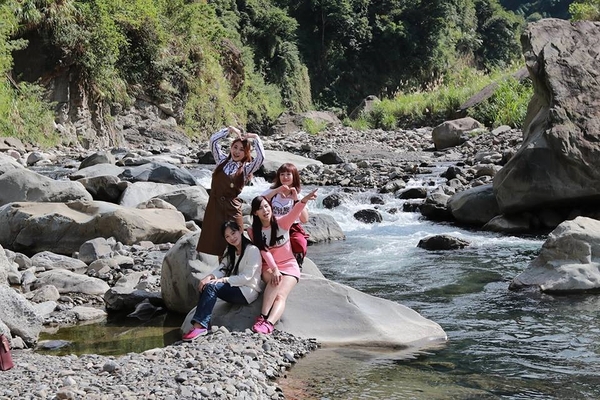 泰安戀情溫泉民宿：【苗栗旅遊】泰安戀情溫泉民宿~神畫峽谷生態主題遊樂區，感受大自然鬼斧神工的力量，以及酋長宴的美味佳餚
