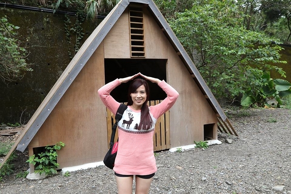 泰安戀情溫泉民宿：【苗栗旅遊】泰安戀情溫泉民宿~神畫峽谷生態主題遊樂區，感受大自然鬼斧神工的力量，以及酋長宴的美味佳餚