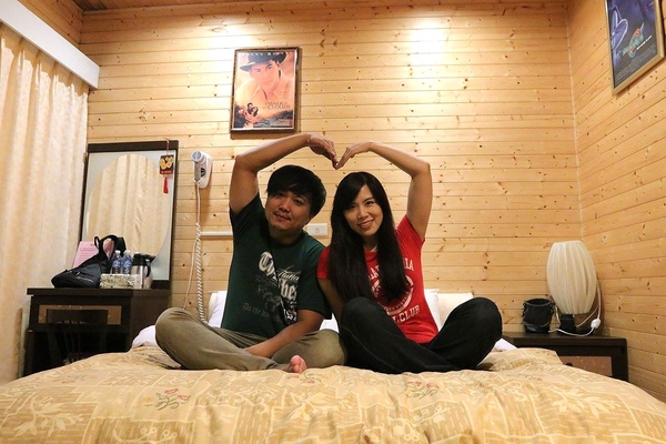 泰安戀情溫泉民宿：【苗栗旅遊】泰安戀情溫泉民宿~神畫峽谷生態主題遊樂區，感受大自然鬼斧神工的力量，以及酋長宴的美味佳餚