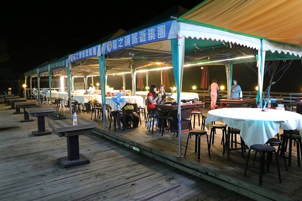 泰安戀情溫泉民宿：【苗栗旅遊】泰安戀情溫泉民宿~神畫峽谷生態主題遊樂區，感受大自然鬼斧神工的力量，以及酋長宴的美味佳餚