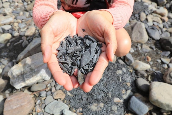 泰安戀情溫泉民宿：【苗栗旅遊】泰安戀情溫泉民宿~神畫峽谷生態主題遊樂區，感受大自然鬼斧神工的力量，以及酋長宴的美味佳餚