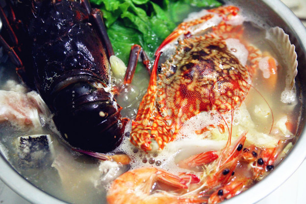 極好食:【宅配。鍋物】 樂天市場-極好食 貝里斯龍蝦鍋 傳說中的痛風鍋 特價海鮮火鍋組合