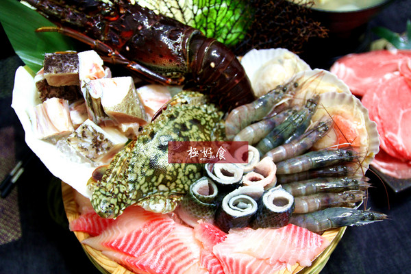 極好食:【宅配。鍋物】 樂天市場-極好食 貝里斯龍蝦鍋 傳說中的痛風鍋 特價海鮮火鍋組合