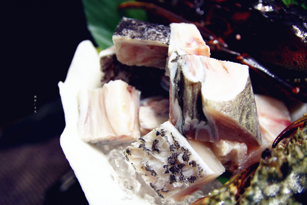 極好食:【宅配。鍋物】 樂天市場-極好食 貝里斯龍蝦鍋 傳說中的痛風鍋 特價海鮮火鍋組合