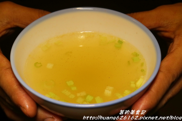 甜不二黑輪店:【新北板橋區】回訪口味依然好吃的『甜不二黑輪店』板橋銅板美食/消夜首選/近致理科技學院