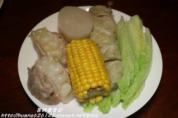 甜不二黑輪店:【新北板橋區】回訪口味依然好吃的『甜不二黑輪店』板橋銅板美食/消夜首選/近致理科技學院