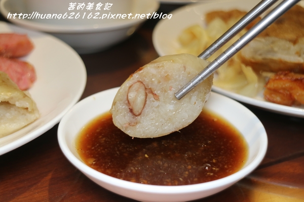 甜不二黑輪店:【新北板橋區】回訪口味依然好吃的『甜不二黑輪店』板橋銅板美食/消夜首選/近致理科技學院