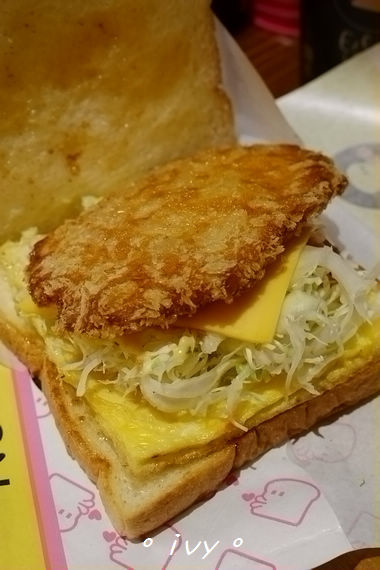 吐司工寓Tosicon(新竹關東店): 新竹。吐司工寓(關東店)ღ好吃不貴的韓式鐵板吐司