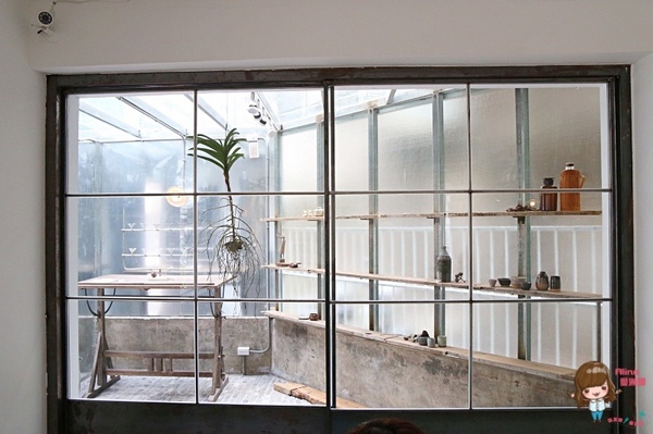 有點品食：【食記】台北市府站 有點品食 信義商圈 有點台復古懷舊咖啡館 台式麻油松阪豬 泰式咖哩雞