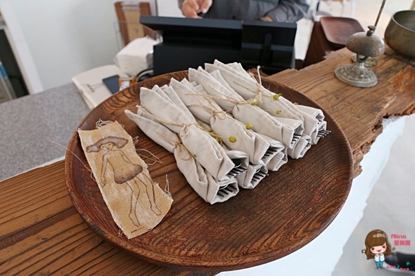 有點品食：【食記】台北市府站 有點品食 信義商圈 有點台復古懷舊咖啡館 台式麻油松阪豬 泰式咖哩雞