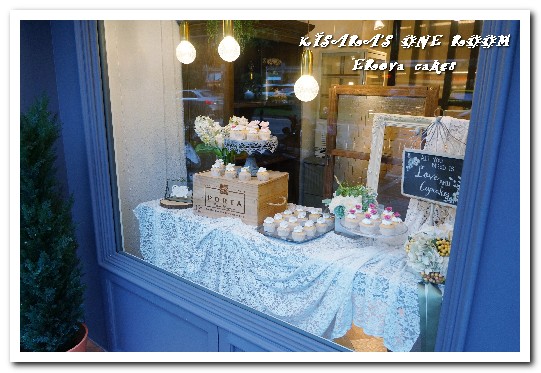 ERova cakes：聖誕節甜點禮盒．作工精細又美味的翻糖手工杯子蛋糕──ERova cakes