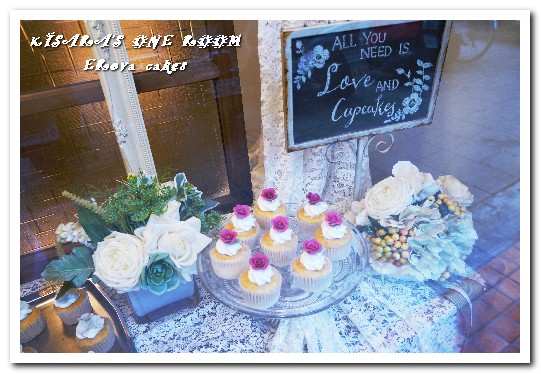 ERova cakes：聖誕節甜點禮盒．作工精細又美味的翻糖手工杯子蛋糕──ERova cakes