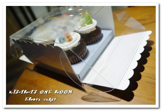 ERova cakes：聖誕節甜點禮盒．作工精細又美味的翻糖手工杯子蛋糕──ERova cakes