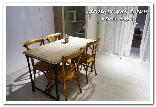 ERova cakes：聖誕節甜點禮盒．作工精細又美味的翻糖手工杯子蛋糕──ERova cakes