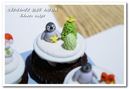 ERova cakes：聖誕節甜點禮盒．作工精細又美味的翻糖手工杯子蛋糕──ERova cakes