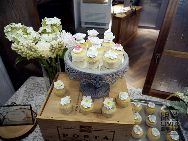 1228-ERova cakes (7)