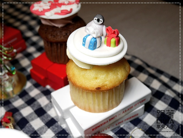 1228-ERova cakes (18)