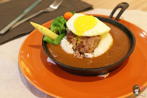 Onii 早午餐小酒館:【食記】台北松山 Onii 早午餐小酒館 韓式花香米蛋糕可愛下午茶 炸雞年糕好吃 近中山國中站