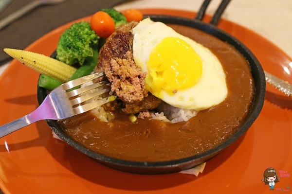 Onii 早午餐小酒館:【食記】台北松山 Onii 早午餐小酒館 韓式花香米蛋糕可愛下午茶 炸雞年糕好吃 近中山國中站