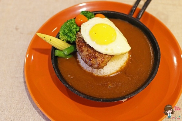 Onii 早午餐小酒館:【食記】台北松山 Onii 早午餐小酒館 韓式花香米蛋糕可愛下午茶 炸雞年糕好吃 近中山國中站