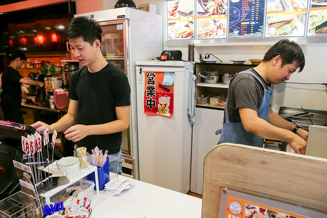 img_7935_30323233183_o