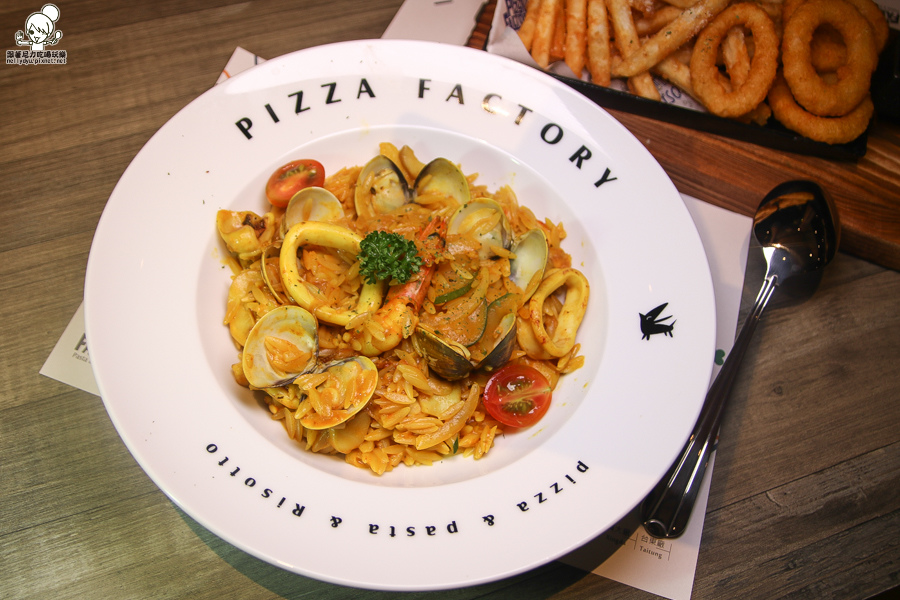 披薩工廠 PIZZA FACTORY 鳳山 高雄 聚餐 (10 - 42).jpg