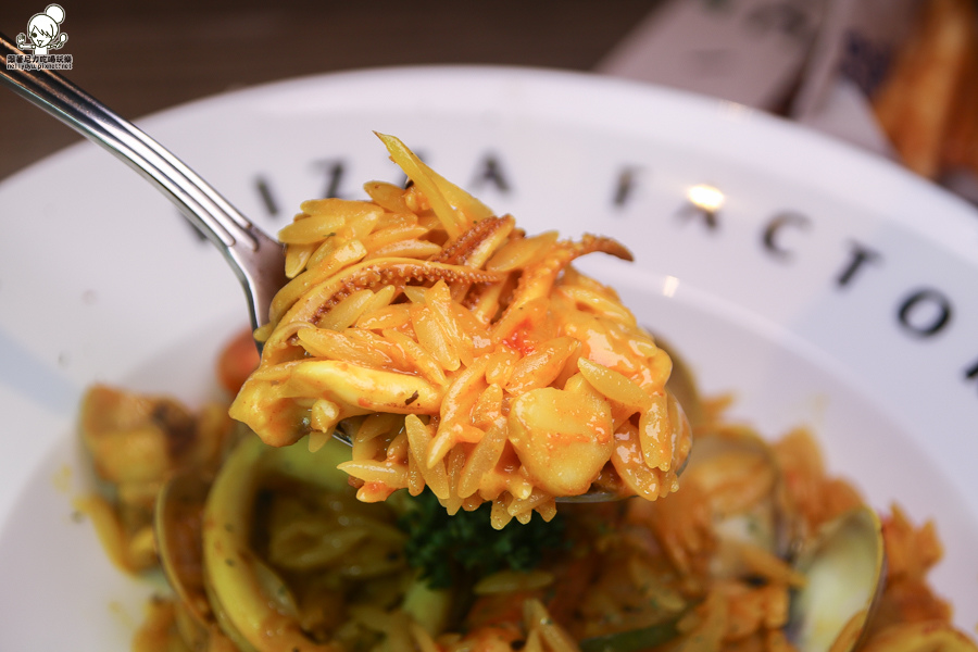 披薩工廠 PIZZA FACTORY 鳳山 高雄 聚餐 (11 - 42).jpg