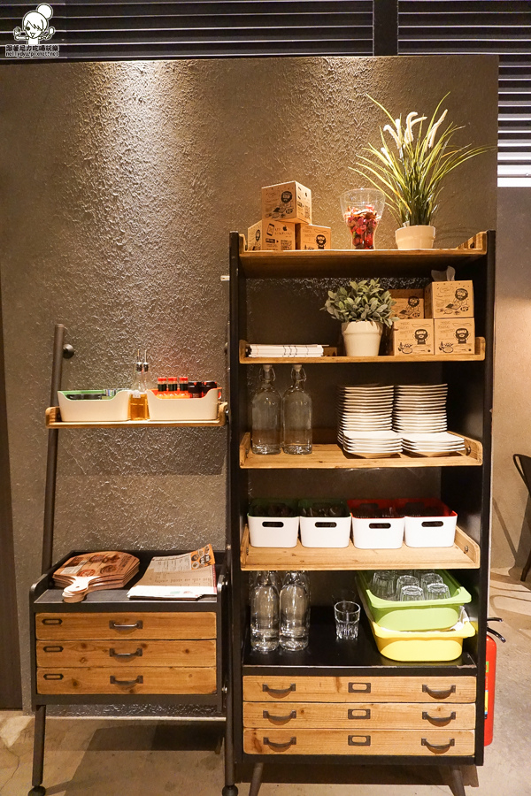 披薩工廠 PIZZA FACTORY 鳳山 高雄 聚餐 (37 - 42).jpg