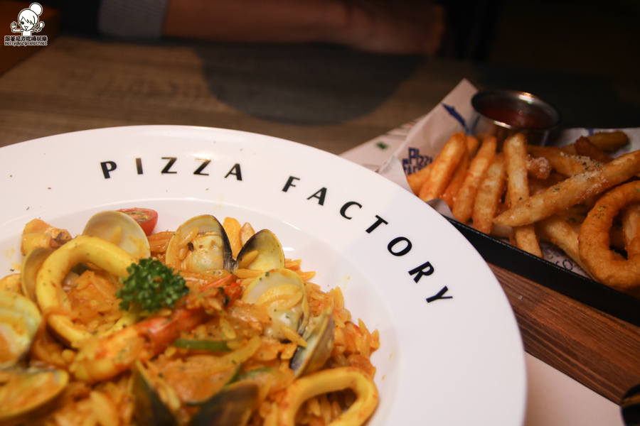 披薩工廠 PIZZA FACTORY 鳳山 高雄 聚餐 (9 - 42).jpg