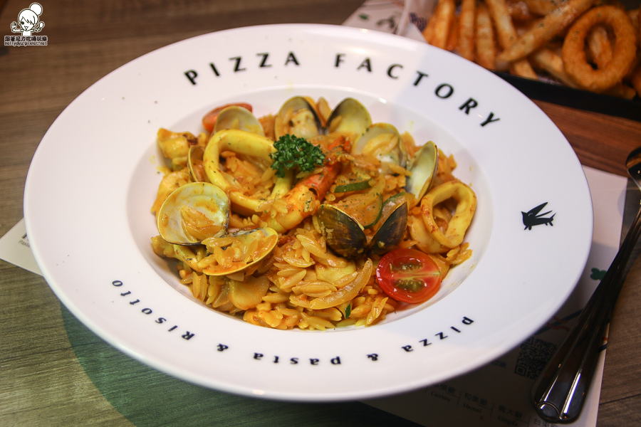 披薩工廠 PIZZA FACTORY 鳳山 高雄 聚餐 (8 - 42).jpg