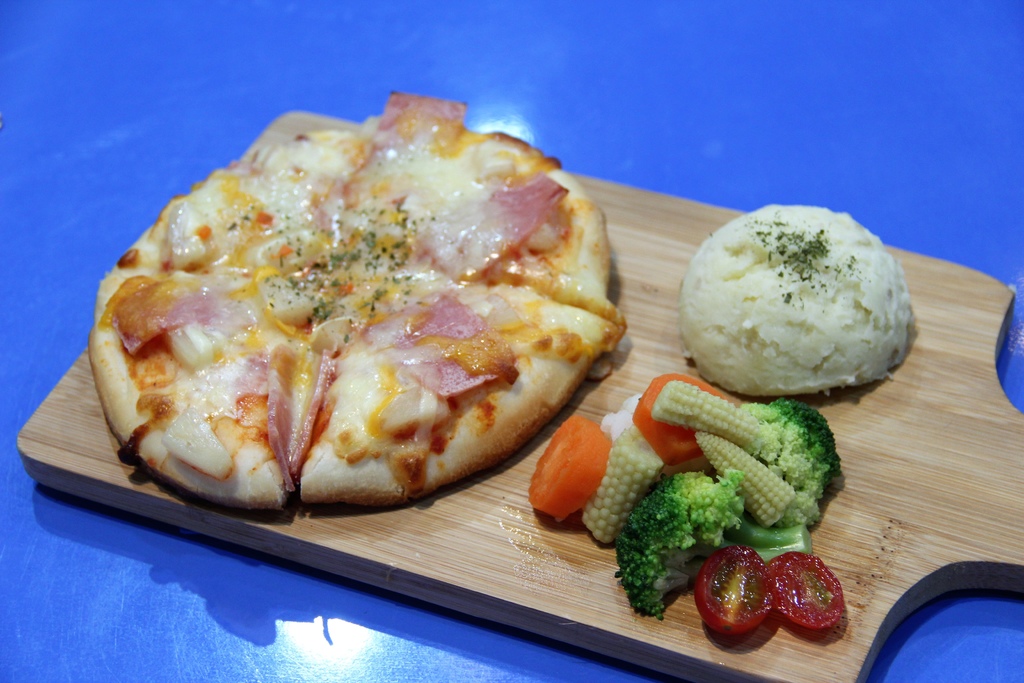 樂高積木主題餐廳 (24).JPG