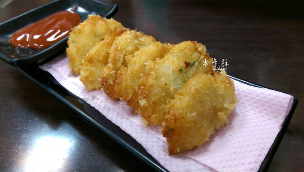 珍竹林日本拉麵三多店:【高雄/食﹡苓雅】鄰近三信家商.珍竹林日本拉麵三多店