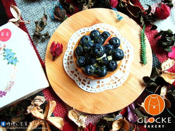 Glocke Bakery：〖台中│美食〗Glocke Bakery ❤ 使用天然食材入料，手作檸檬塔、藍莓塔及抹茶紅豆乳酪塔都好好吃，還有多款磅蛋糕任你挑選~