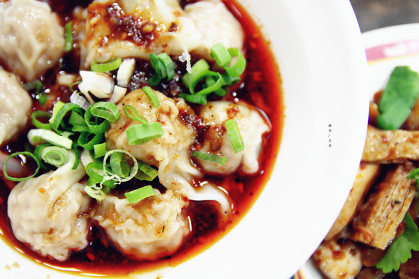 三民煮藝:【新北市新店區。小吃】三民煮藝 招牌椒香系列 香麻辣平衡夠味 一吃上癮 心中排行第一名 小碧潭捷運站