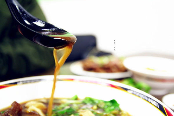 三民煮藝:【新北市新店區。小吃】三民煮藝 招牌椒香系列 香麻辣平衡夠味 一吃上癮 心中排行第一名 小碧潭捷運站