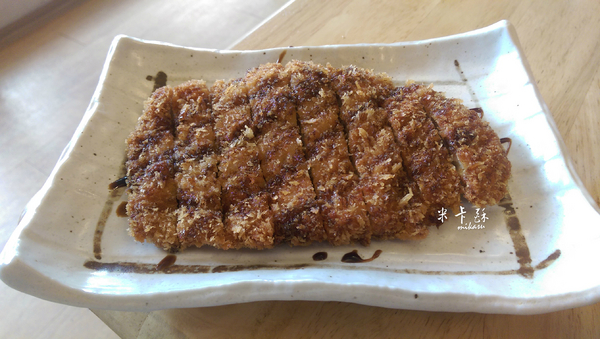 小澤食堂： 【高雄/食﹡苓雅】鄰近高雄市政府．平價美味的日式饗宴．小澤食堂