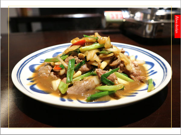 【新竹美食愛吃文】888快炒！冬天的羊肉爐好清新，肉質Q彈，不沾醬也好吃-09.jpg