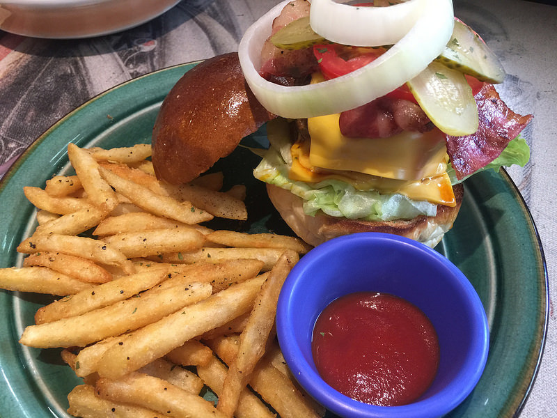 20161210_台中HotShock美式餐廳 (132)