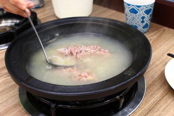 【台北餐廳】拾石鍋物-蒸煮鍋、石頭鍋、涮涮鍋三種火鍋一次滿足