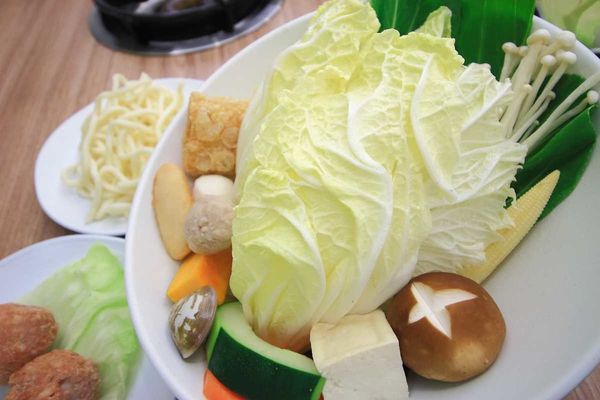 【台北餐廳】拾石鍋物-蒸煮鍋、石頭鍋、涮涮鍋三種火鍋一次滿足