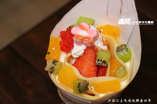 Meetcha Crepes 遇見日式手作可麗餅:新北板橋下午茶『Meetcha Crepes 遇見日式手作可麗餅』手作飾品/捷運新埔站