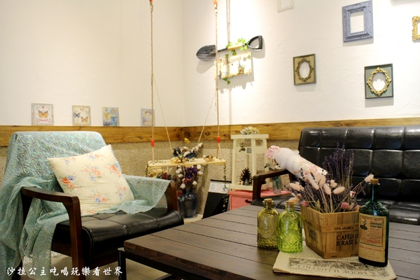 Meetcha Crepes 遇見日式手作可麗餅:新北板橋下午茶『Meetcha Crepes 遇見日式手作可麗餅』手作飾品/捷運新埔站