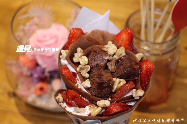 Meetcha Crepes 遇見日式手作可麗餅:新北板橋下午茶『Meetcha Crepes 遇見日式手作可麗餅』手作飾品/捷運新埔站