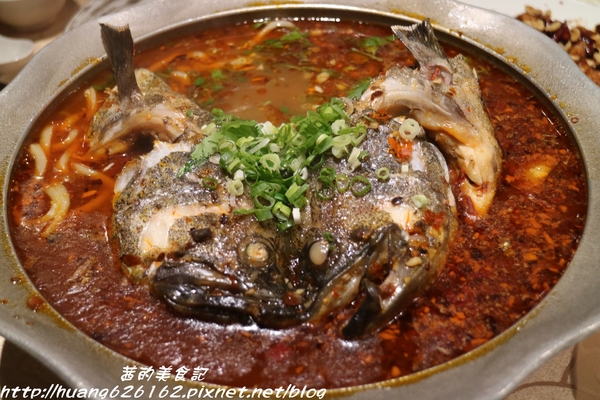 極鮮饌：【台北大安區】東區複合式創意料理『極鮮饌』激推 龍膽石斑魯肉飯、 蘿蔓龍膽石斑鬆、披著HAPPY的花枝、雪蛤香梨排骨湯、忠孝敦化站~