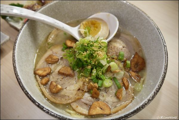 珍珍珍日式拉麵 南紡店P1640694_調整大小1.JPG