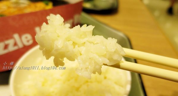 pepper lunch胡椒廚房(漢神巨蛋店)：Pepper Lunch胡椒廚房(漢神巨蛋店)        ..盡情揮灑DIY調出自己的美味~~