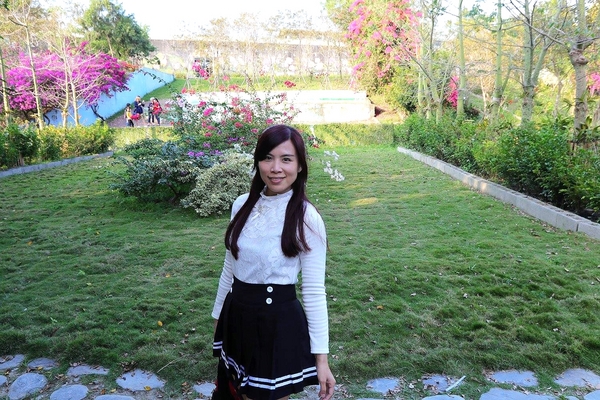 米田貢：【南投景點】埔里親子旅遊新景點米田貢~免門票入園/搭乘鐵道小火車/木製溜滑梯和沙坑/免費試吃整顆的米製水果酥